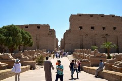 Der Eingang zum Tempel von Karnak